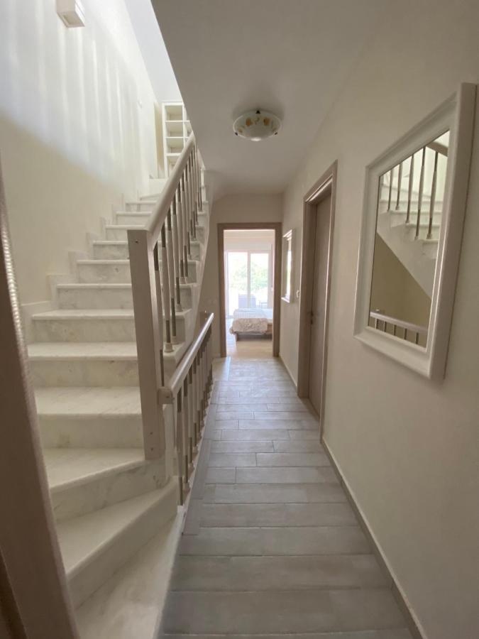 Villa Emerald Luxury Living Nikiti  Esterno foto
